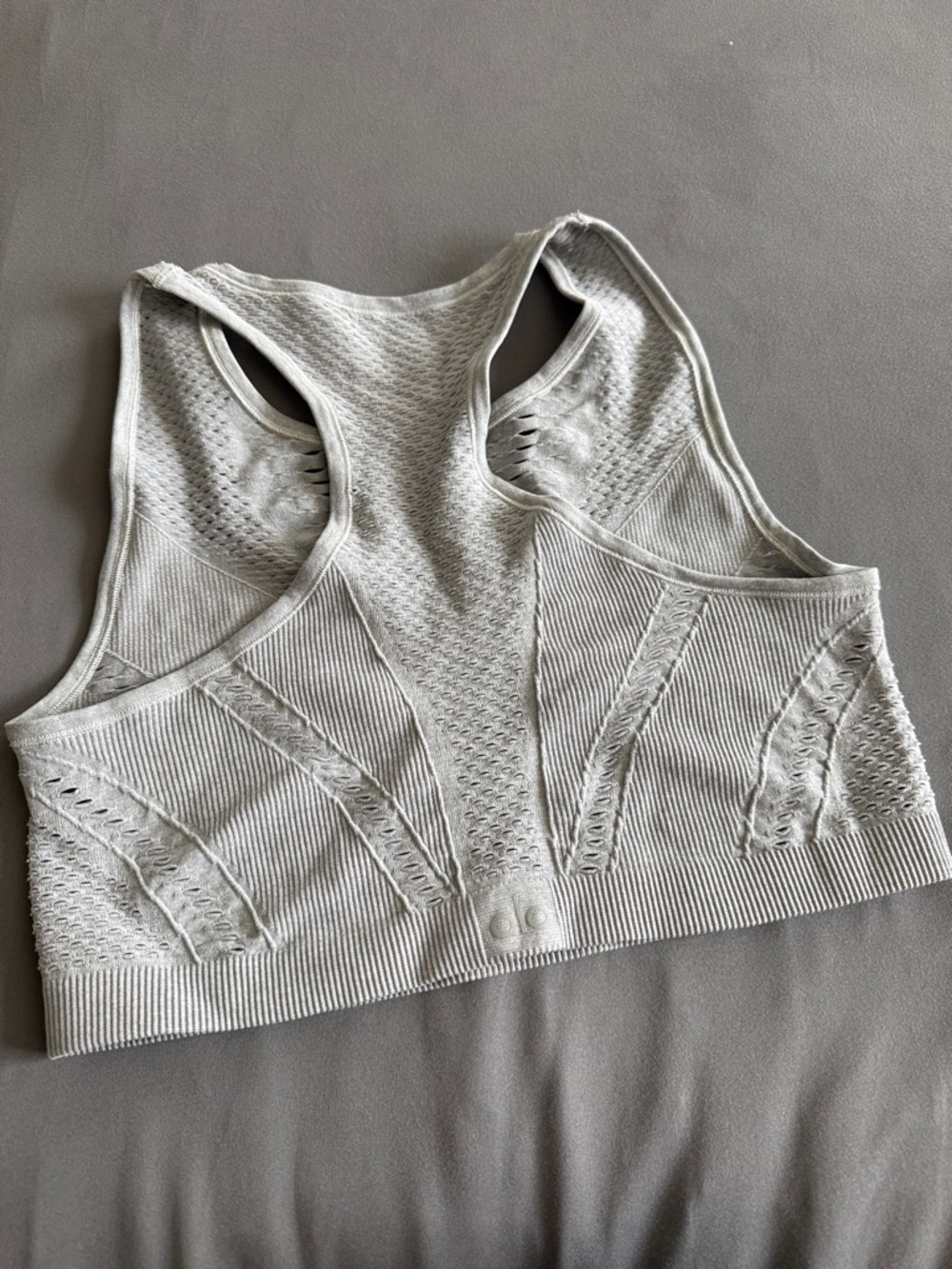 ALO Yoga Light Gray Textured Seamless Racerback Sports Bra